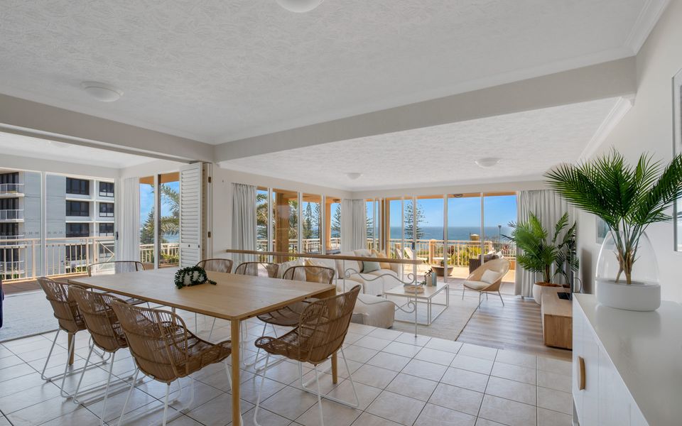 Orion 2 – Beachfront Rainbow Bay / Coolangatta – All Linen Supplied – Min. 3 night stays year round!