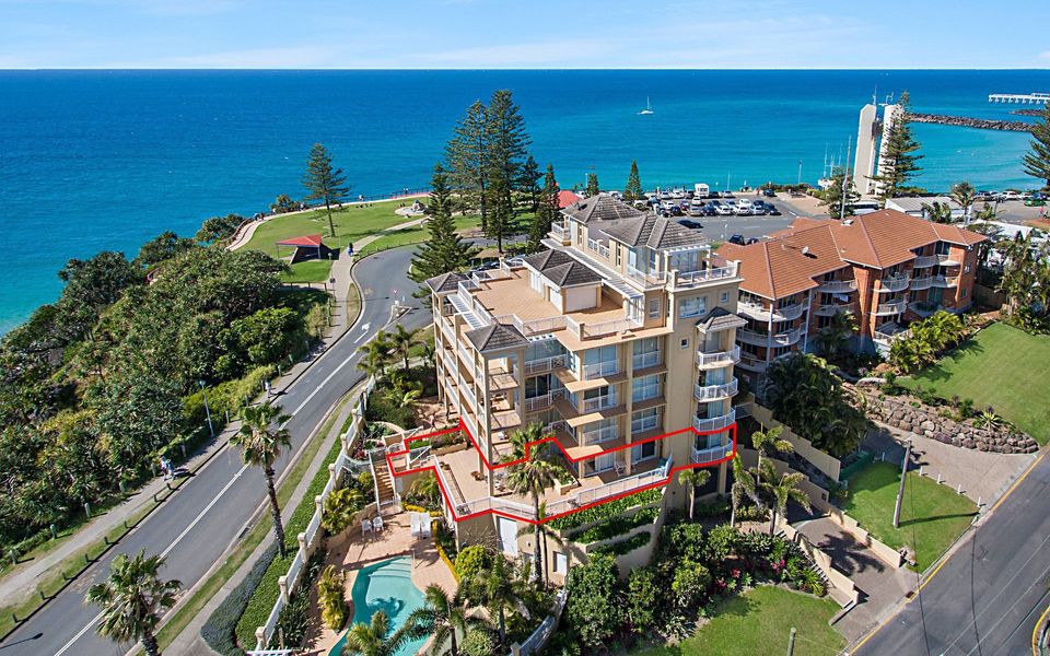 Orion 2 – Beachfront Rainbow Bay / Coolangatta – All Linen Supplied – Min. 3 night stays year round!