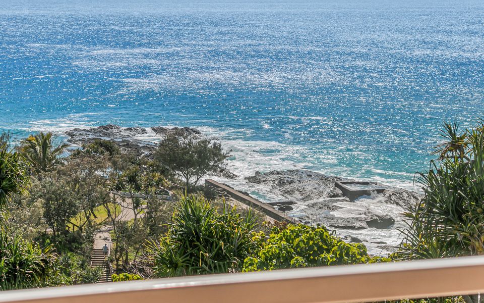 Orion 6 – Beachfront Rainbow Bay – All Linen Supplied – Min. 3 Night Stays!