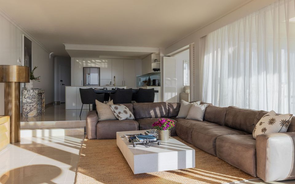 Orion 6 – Beachfront Rainbow Bay – All Linen Supplied – Min. 3 Night Stays!