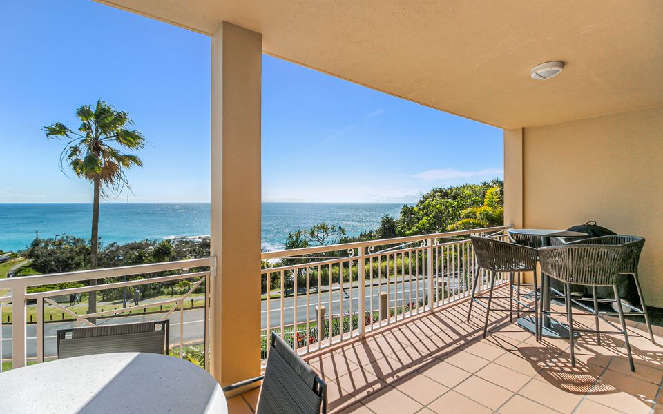 Orion 6 – Beachfront Rainbow Bay – All Linen Supplied – Min. 3 Night Stays!