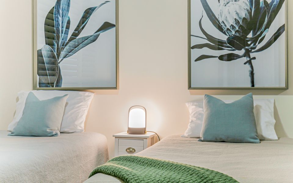 Orion 6 – Beachfront Rainbow Bay – All Linen Supplied – Min. 3 Night Stays!