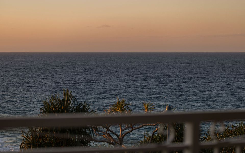 Orion 6 – Beachfront Rainbow Bay – All Linen Supplied – Min. 3 Night Stays!