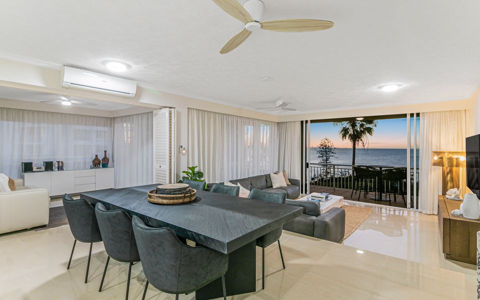 Orion 6 – Beachfront Rainbow Bay – All Linen Supplied – Min. 3 Night Stays!