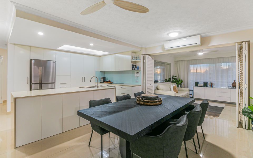 Orion 6 – Beachfront Rainbow Bay – All Linen Supplied – Min. 3 Night Stays!