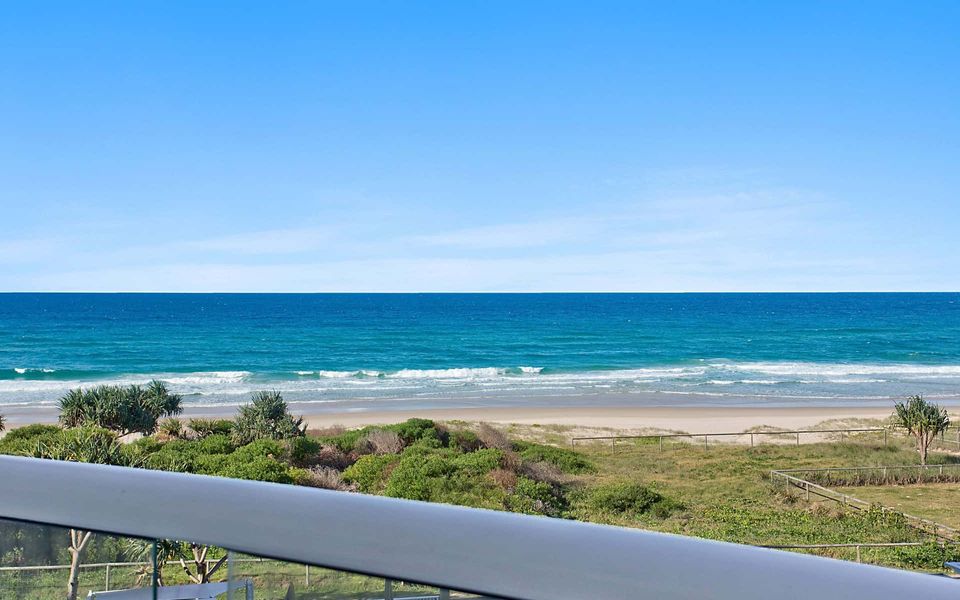 Beachfront Palms 408 – Absolute Beachfront