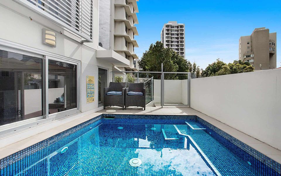 Rainbow Bay Villa – Spacious and Luxurious