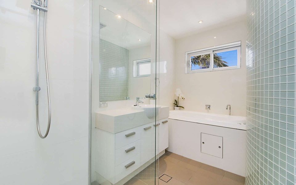 Rainbow Bay Villa – Spacious and Luxurious