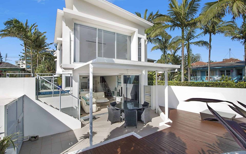 Rainbow Bay Villa – Spacious and Luxurious