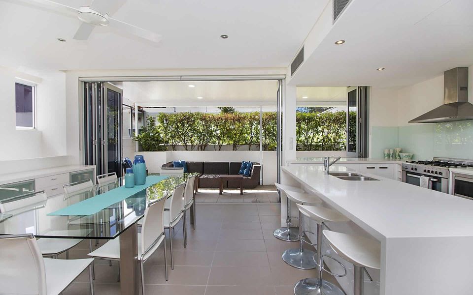 Rainbow Bay Villa – Spacious and Luxurious