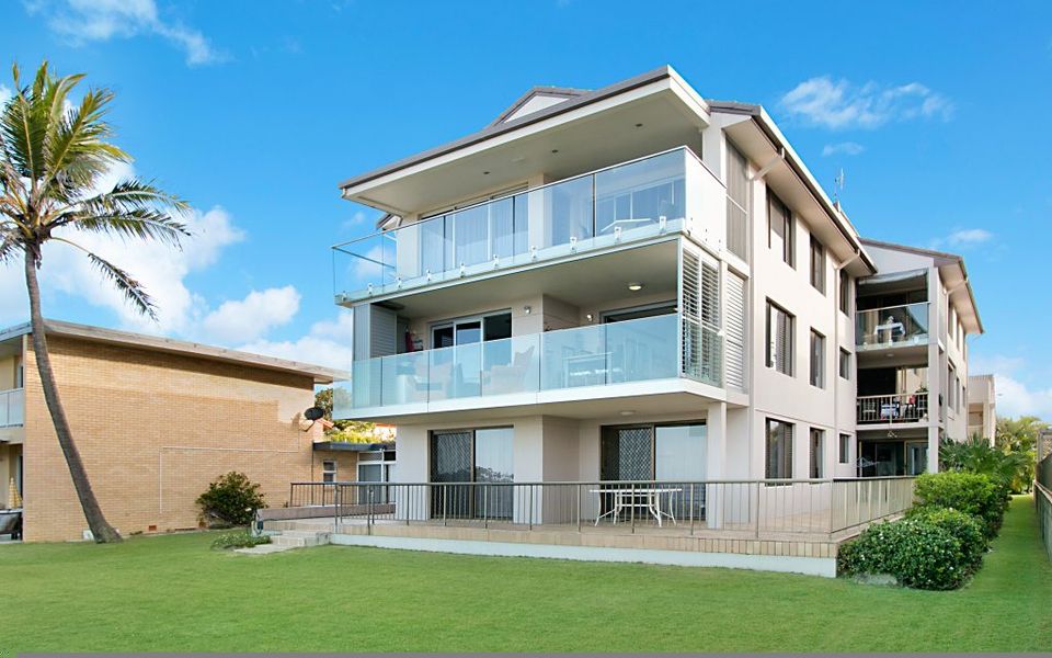 Bilinga Beach 4 – Absolute Beachfront