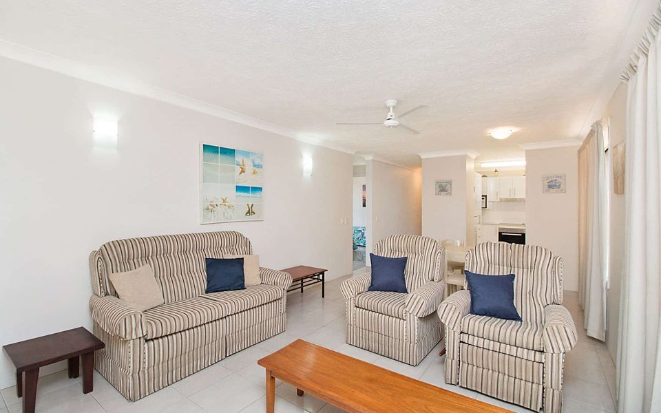 Bilinga Beach 4 – Absolute Beachfront