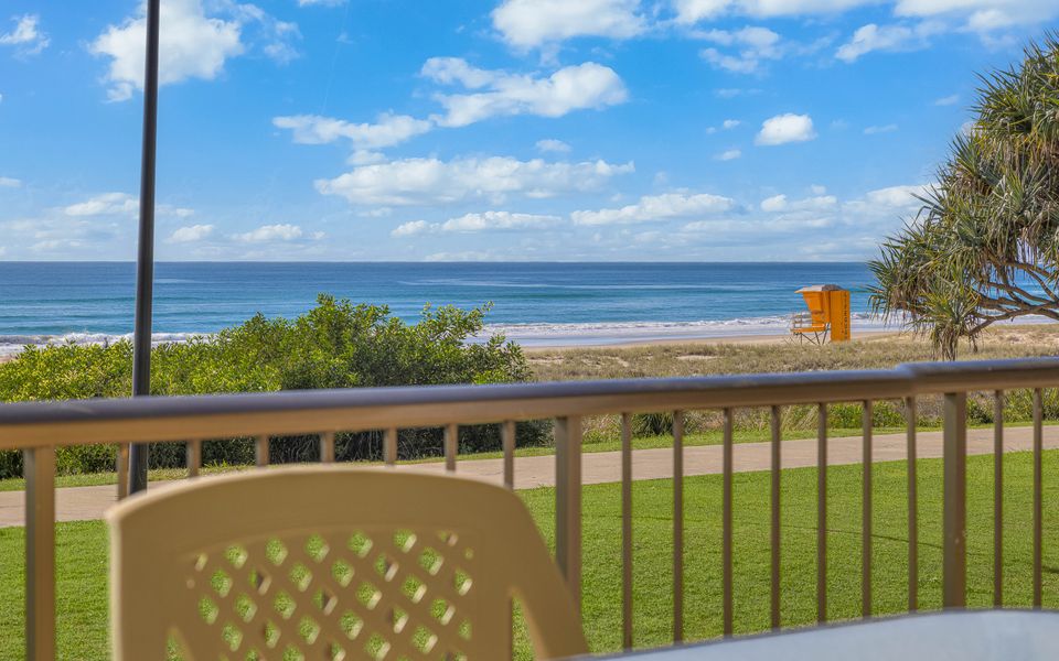 Bilinga Beach 4 – Absolute Beachfront