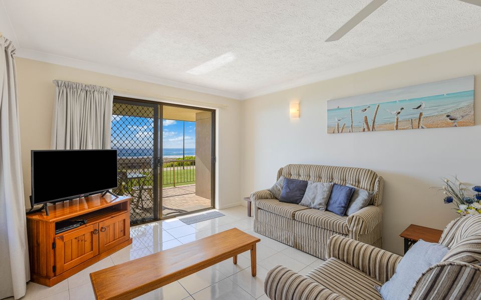 Bilinga Beach 4 – Absolute Beachfront