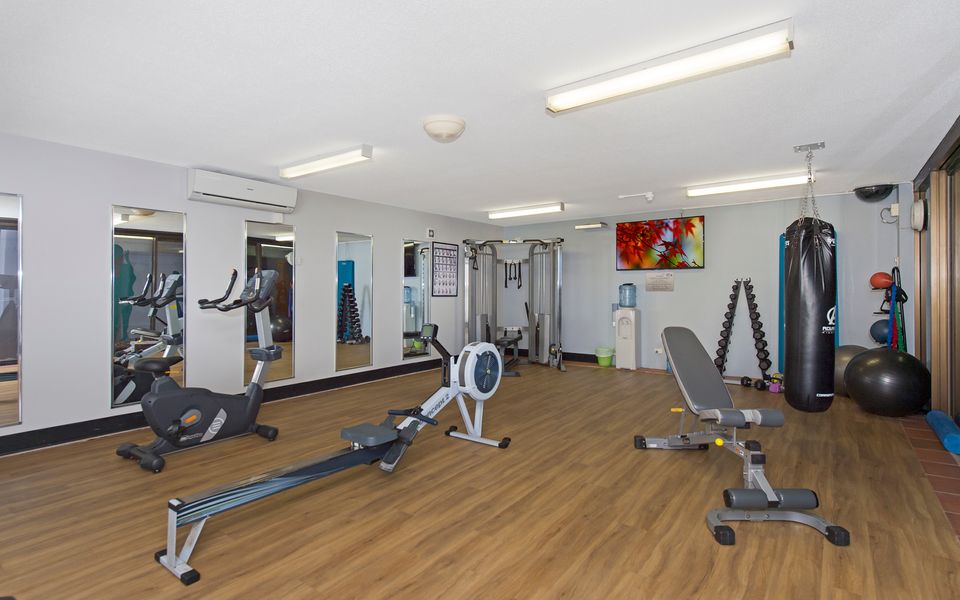 Rocks Resort 4G – Currumbin Beachfront – Min. 3 night stays!