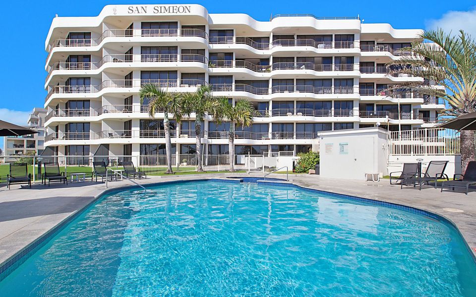 San Simeon 6 – Spacious, ground floor and absolute beachfront!