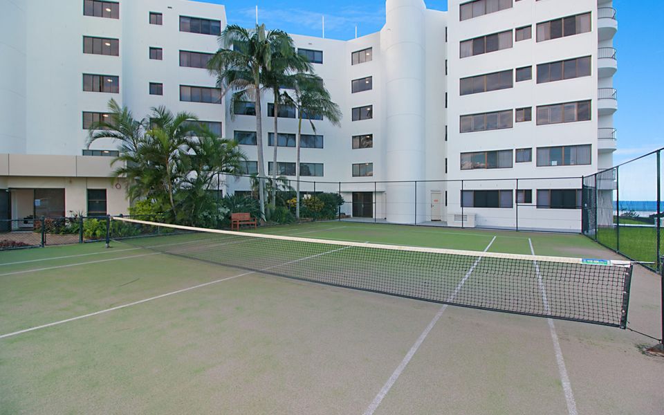 San Simeon 6 – Spacious, ground floor and absolute beachfront!