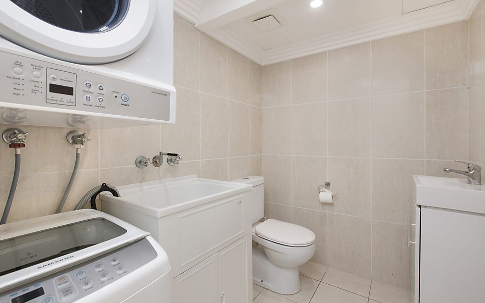 San Simeon 6 – Spacious, ground floor and absolute beachfront!