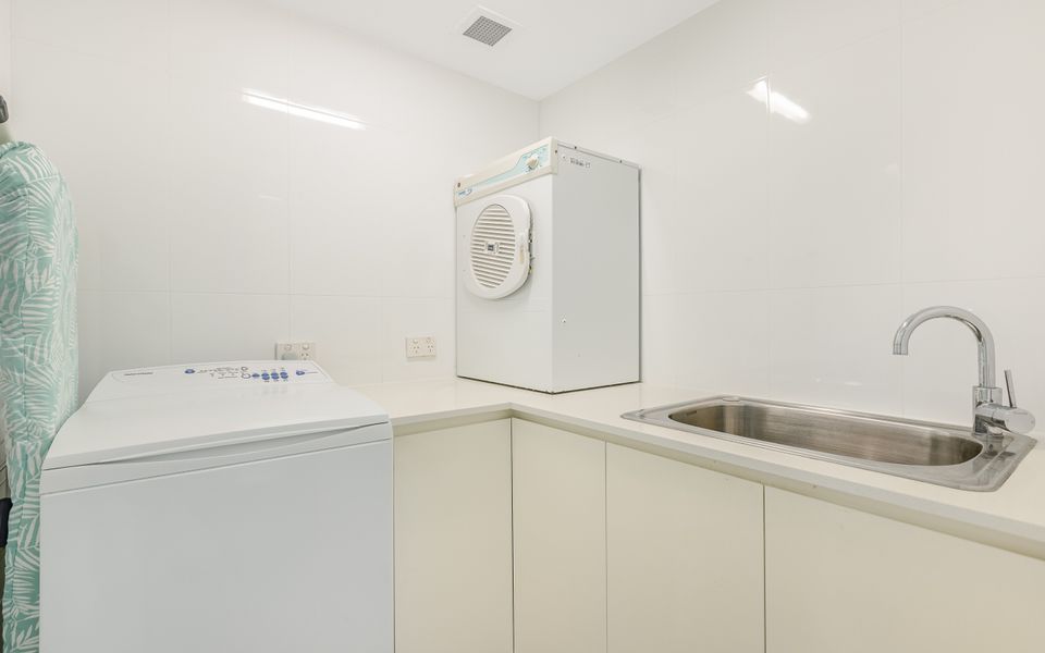 Seascape 1403 – Renovated & Stunning Views