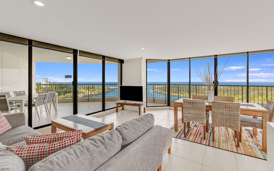 Seascape 1403 – Renovated & Stunning Views