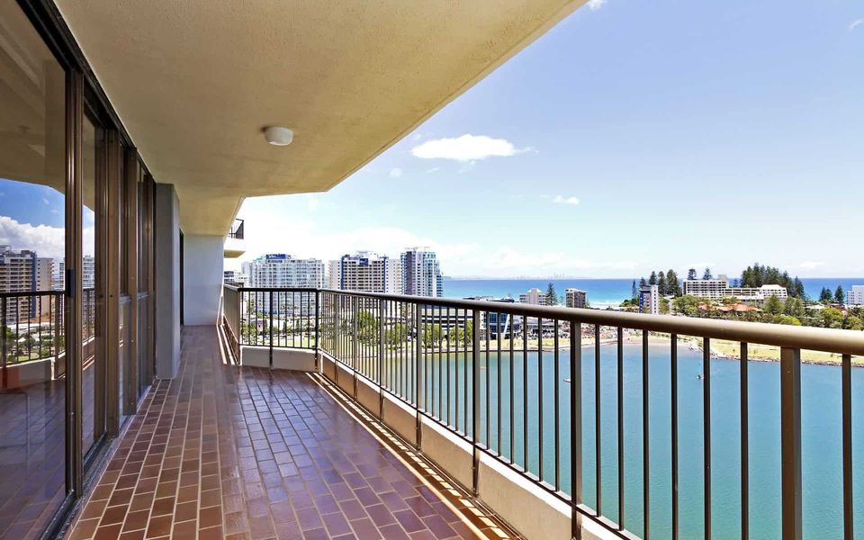 Seascape 1502 – Renovated & Stunning Views