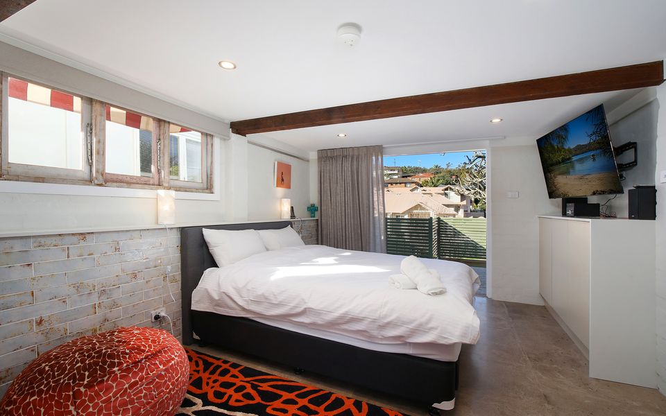 White Beach – Whole Property