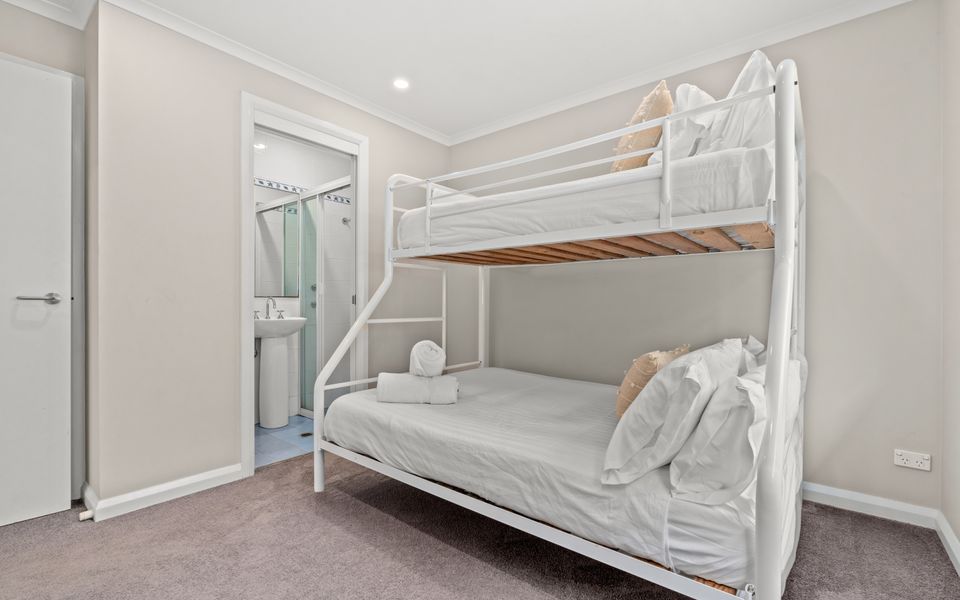 Absolutely Avoca – beautiful views for the family