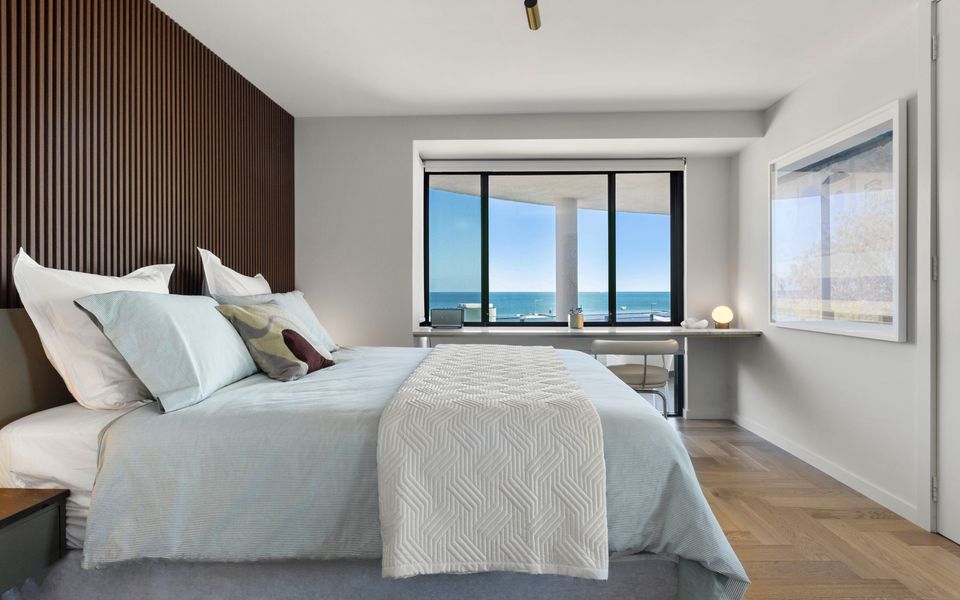 Cottesloe Neue Blue Apartment