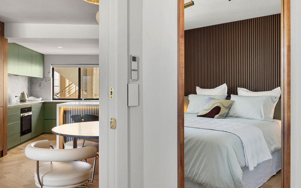 Cottesloe Neue Blue Apartment