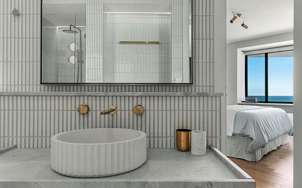 Cottesloe Neue Blue Apartment