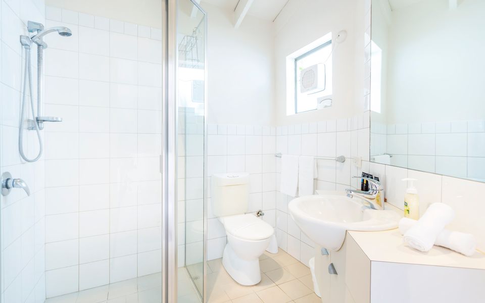 Como Mezzanine Retreat