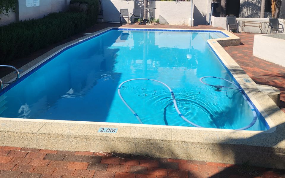 Como Mezzanine Retreat