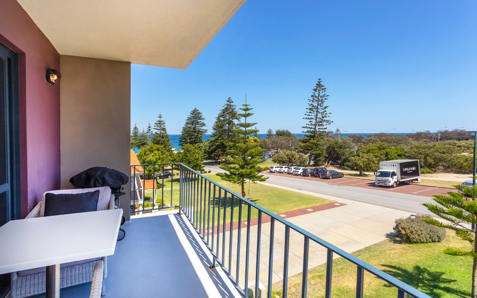 Cottesloe Marine Apartment