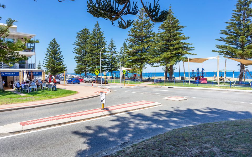 Cottesloe Marine Apartment