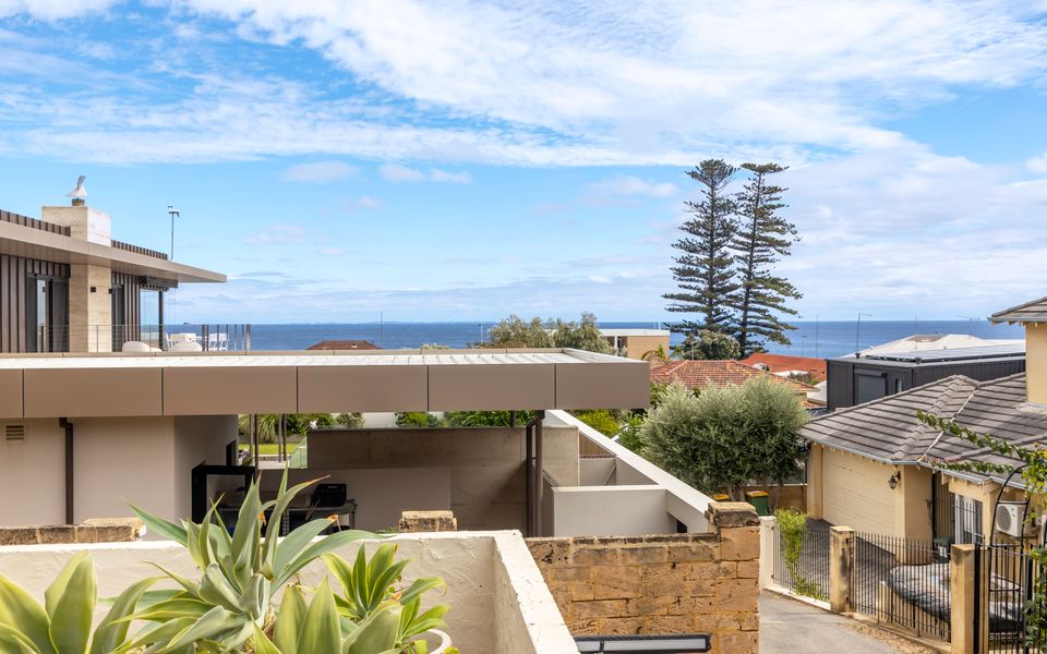 Cottesloe Seadragon Apartment