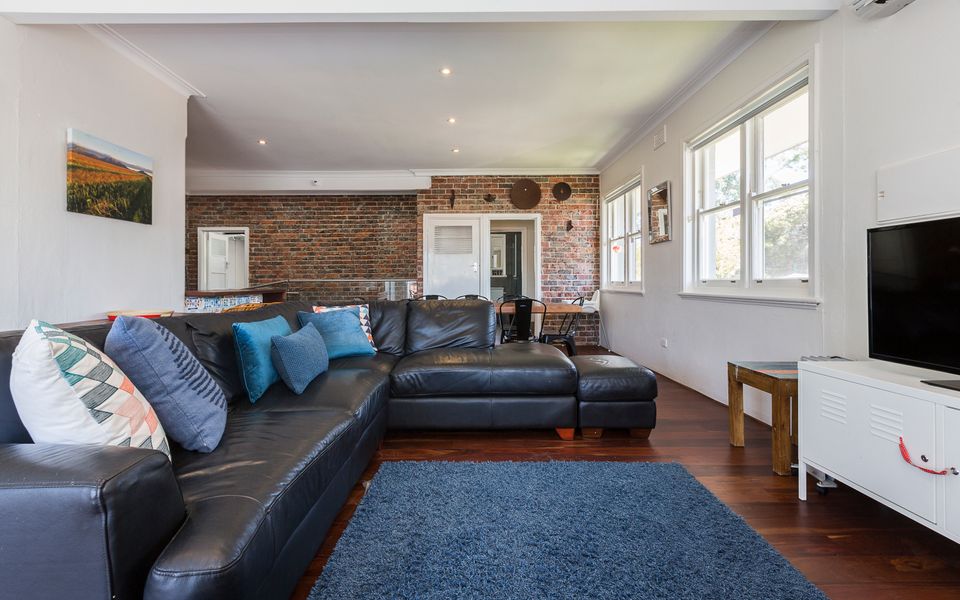 UrbanStyle Claremont Apartment