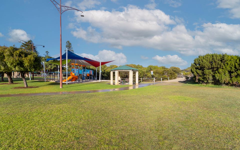 Golden Bay Beach Shack