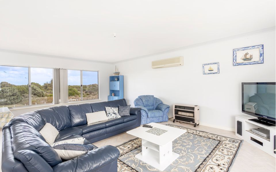 Golden Bay Beach Shack