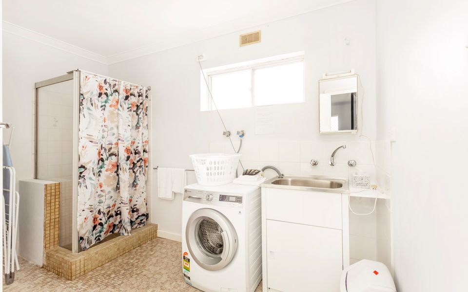 Golden Bay Beach Shack