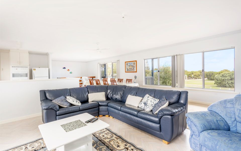 Golden Bay Beach Shack