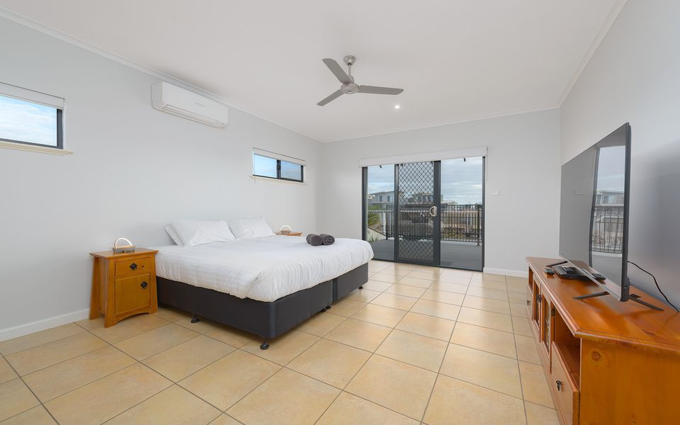 26 Gnulli Court – Pool and Jetty (Max 15m)