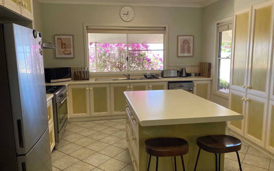 26 Tambor Drive – Pool and Pet Friendly