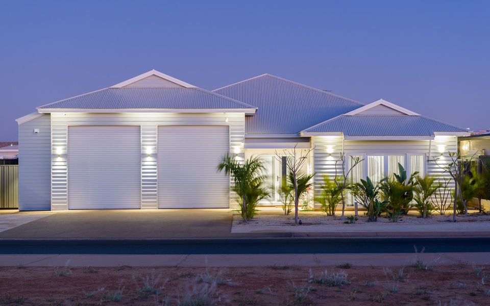 54 Madaffari Drive – Pool and Jetty