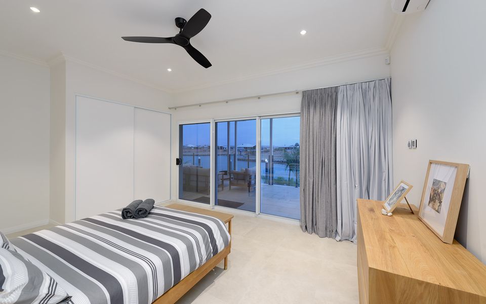 54 Madaffari Drive – Pool and Jetty