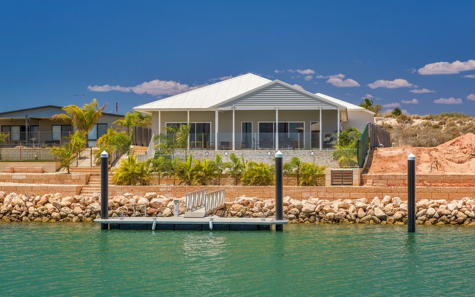 54 Madaffari Drive – Pool and Jetty
