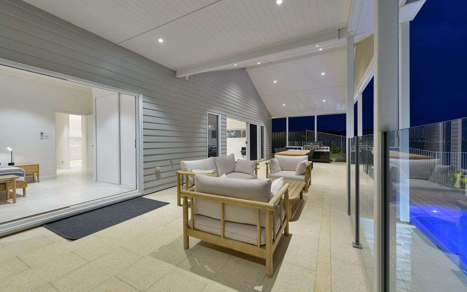 54 Madaffari Drive – Pool and Jetty