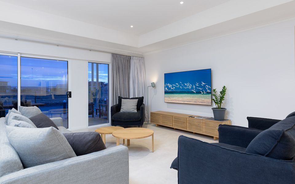 54 Madaffari Drive – Pool and Jetty