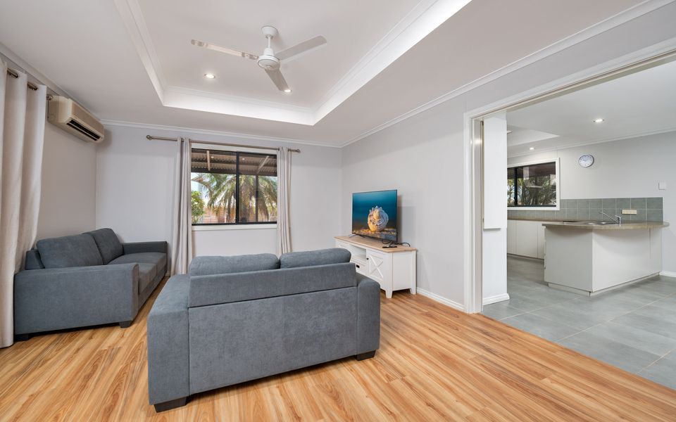 79 Nimitz Street – Pool and Pet Friendly