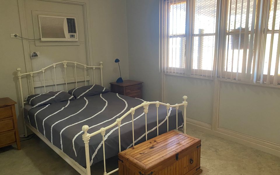 9 Carr Way – Pet Friendly with WIFI