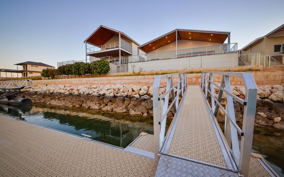 19 Corella Court – Above Ground Pool and Jetty (Max 9m)